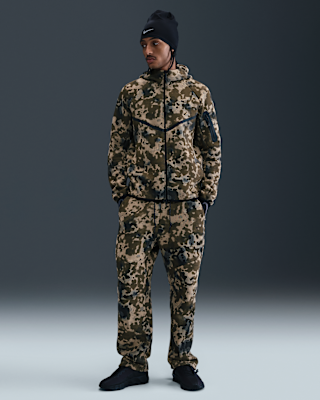 Nike Tech Men's Open-Hem Fleece Camo Pants. Nike.com
